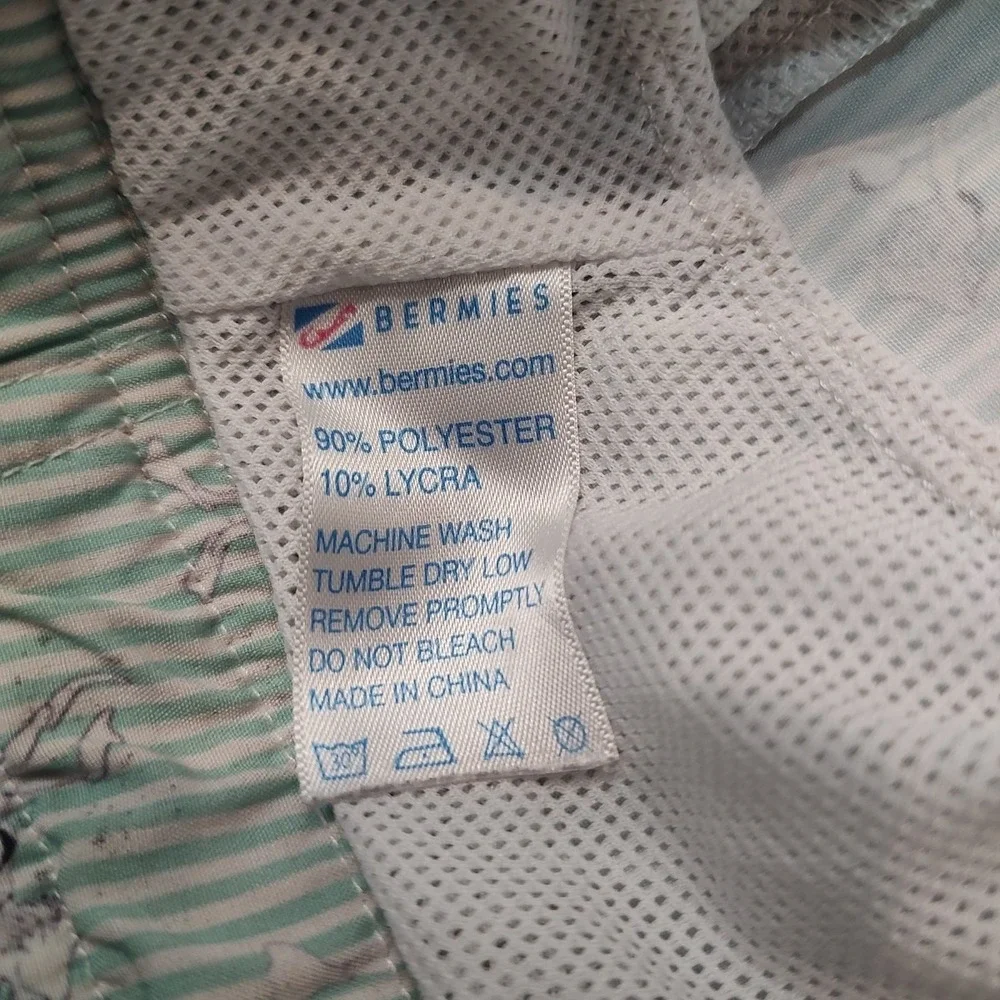 Bermies Swim Trunks Sz XXL Striped‎ Print Mesh Lined Beach Shorts Coastal Retro